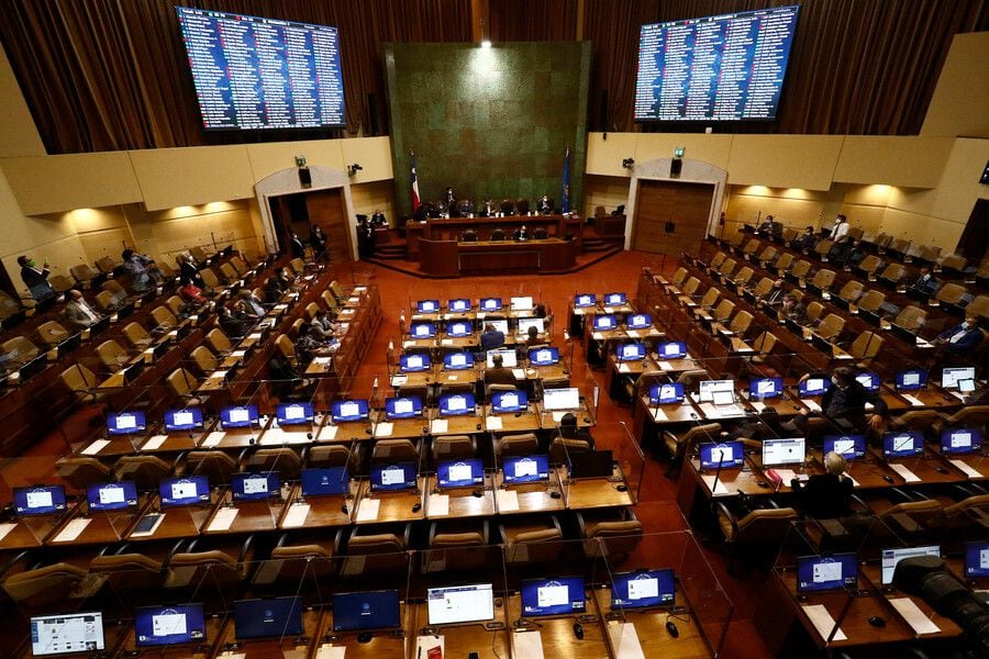 Diputados de RN firman carta en rechazo al cuarto retiro de fondos de AFP