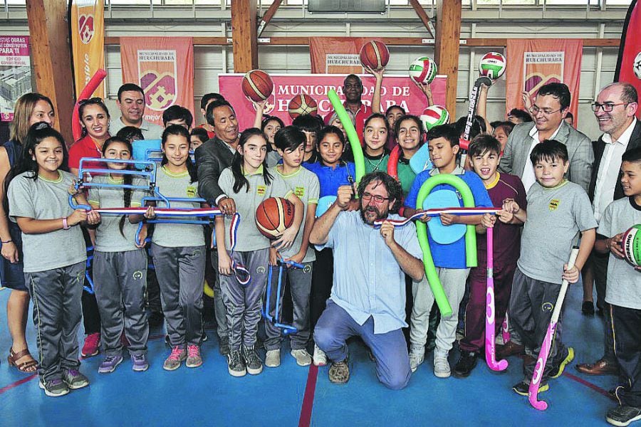 Combaten obesidad en colegios con práctica deportiva de alto nivel