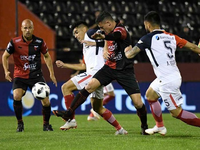 Alarma en Argentina: Suspenden Colón-San Lorenzo por dengue