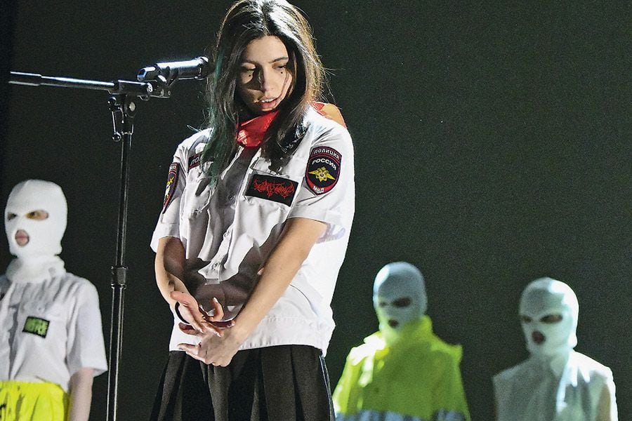 “A la mierda Putin, espero que muera pronto”: co-fundadora de Pussy Riot impulsa ayuda con NFTs para Ucrania