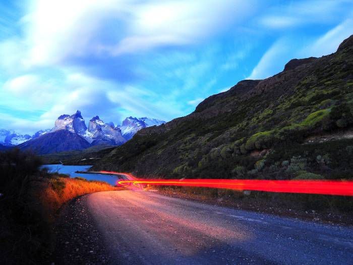 Conaf denunció a turista italiana que realizó dibujo en Torres del Paine