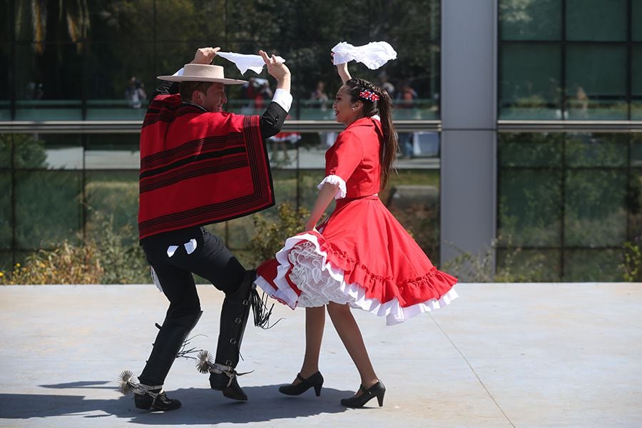 LANZAMIENTO FIESTAS PATRIAS LOS ANDES