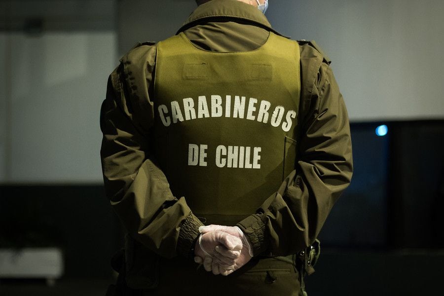 Carabineros dio de baja a funcionario que disparó lacrimógena en la cabeza a hombre