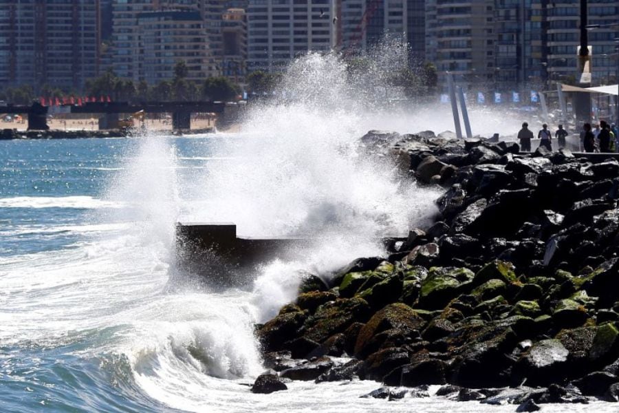 Armada emitió aviso de marejadas entre Arica y Arauco para esta semana