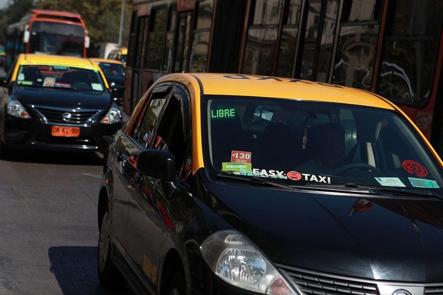 Lanzan un salvavidas a los transportistas