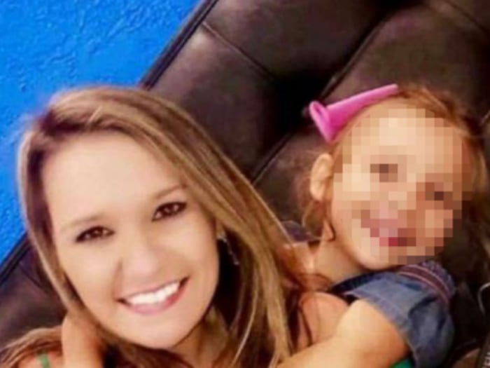 Notable lección de joven madre se vuelve viral en Redes Sociales