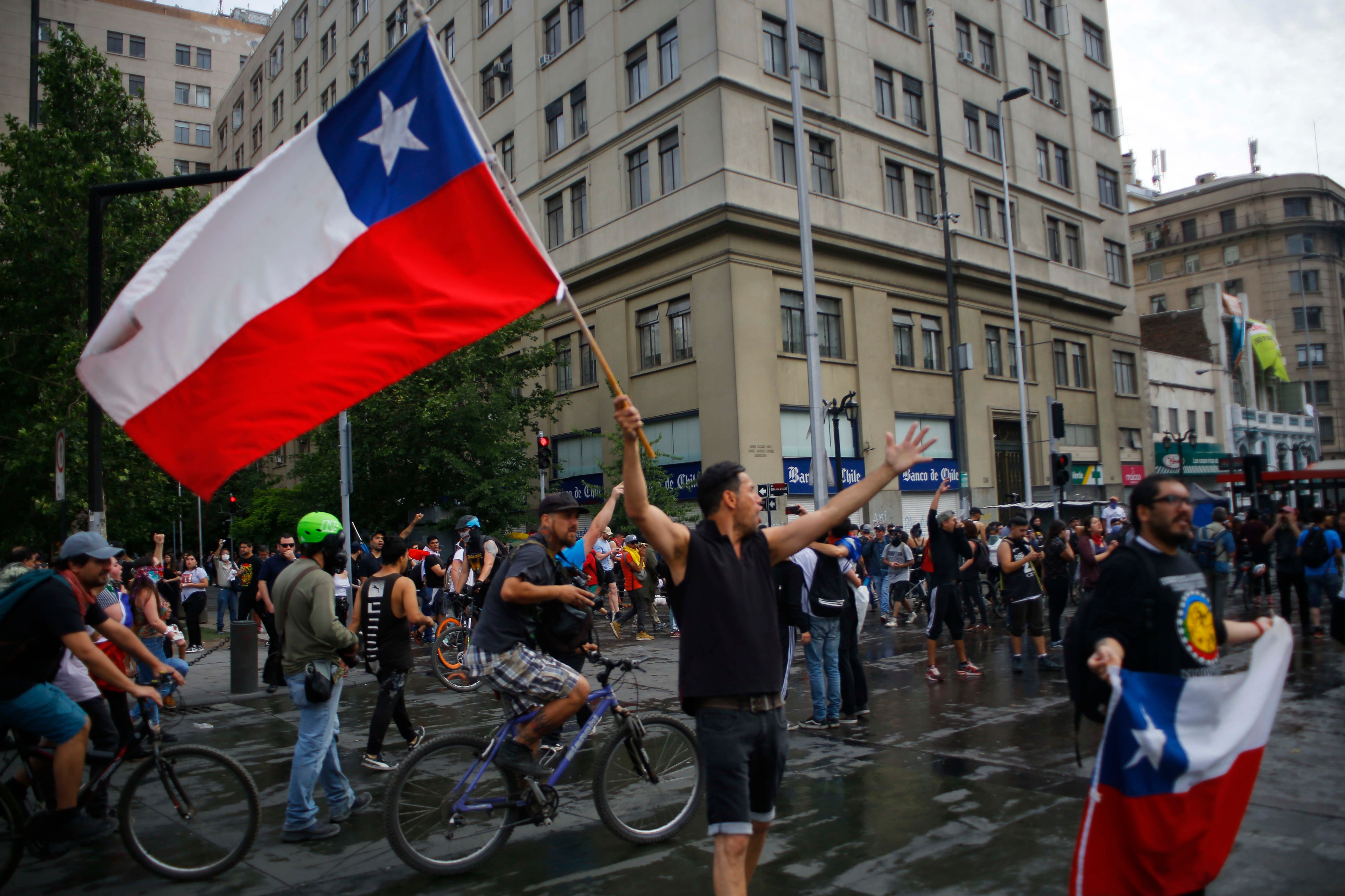 Manifestaciones frente al Palacio de la Moneda