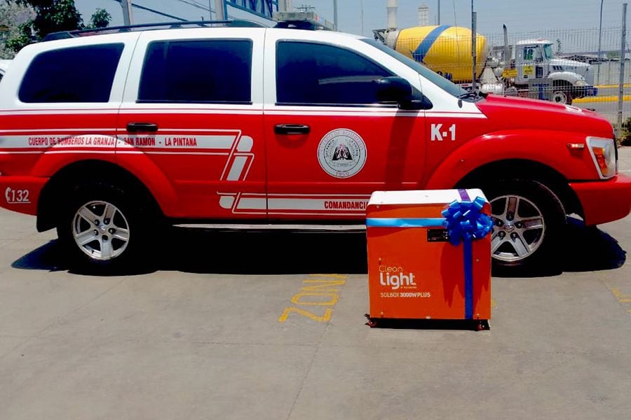 Bomberos de La granja se potencian con energía solar