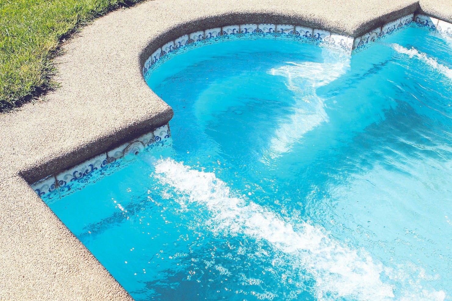 Siete consejos para construir una piscina enterrada