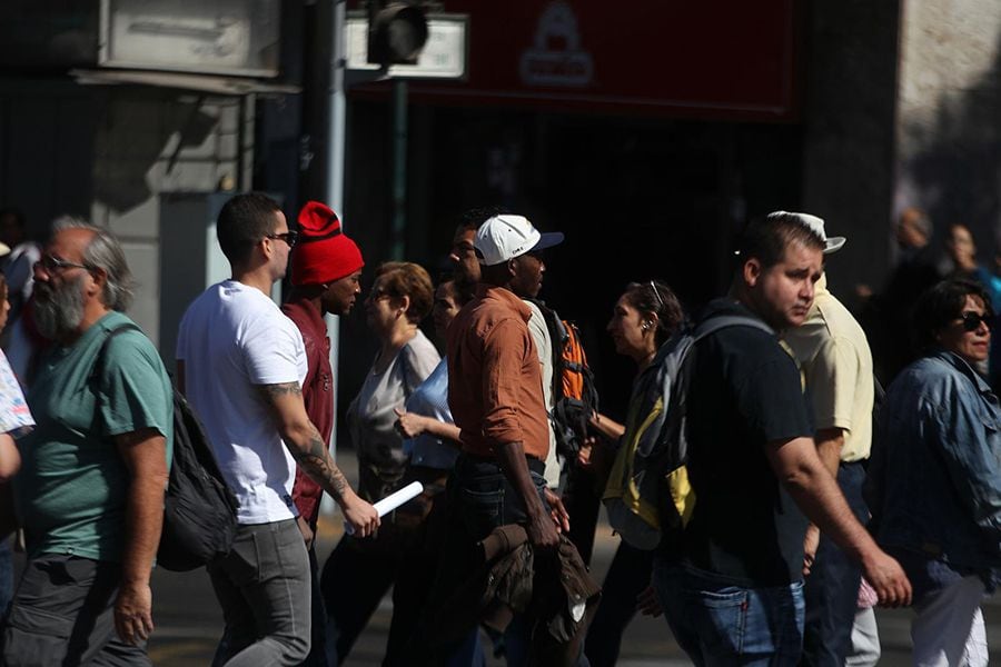 Informe: medio millón de extranjeros cotiza en el país