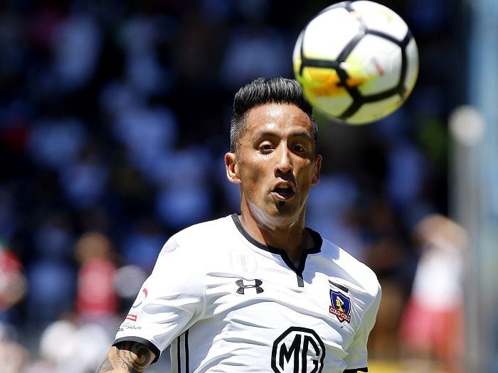 Lucas Barrios es duda en un Colo Colo lleno de bajas