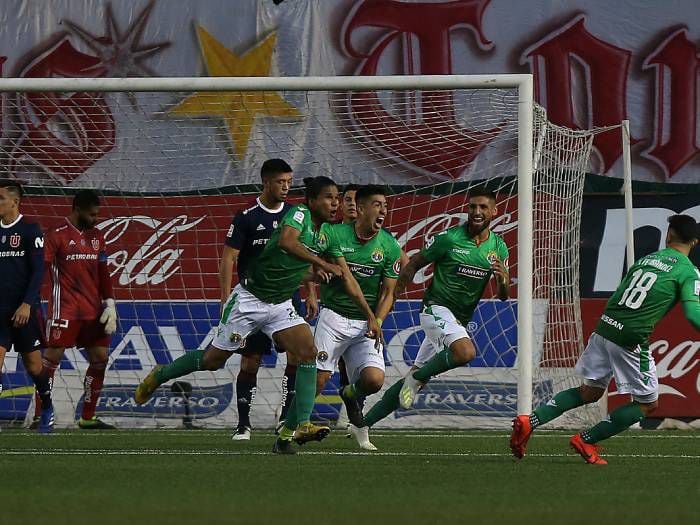 "Desde el fondo de la tabla": la inocente pregunta que desató el autotroleo de los hinchas de la "U"