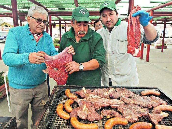 Conozca los mejores trucos para sacar aplausos con su asado casero