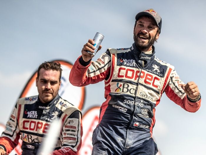 Francisco "Chaleco" López hace historia y se consagra campeón en el Dakar 2019