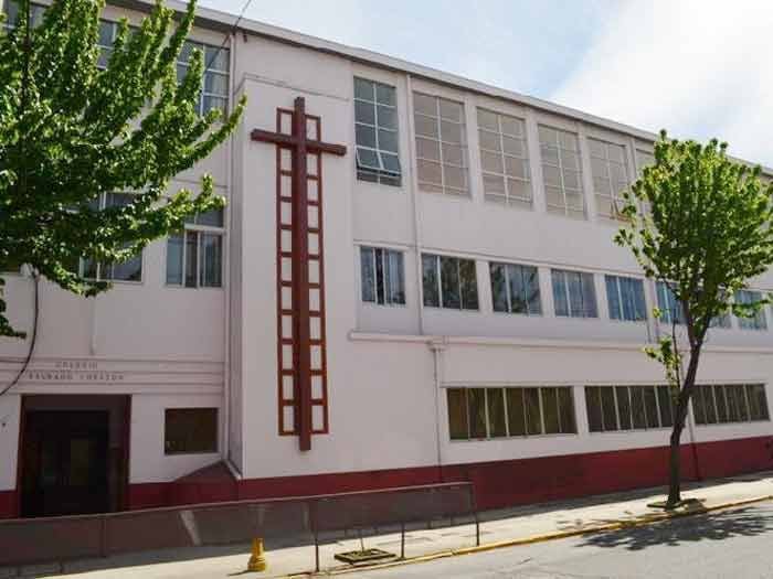 Escolar de 11 años murió al interior de su colegio en Concepción