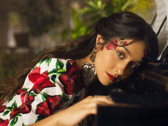 Denise Rosenthal estrena "Gira", adelanto de su próximo disco