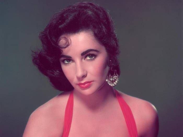 La historia tras la foto del único desnudo que se habría hecho Elizabeth Taylor