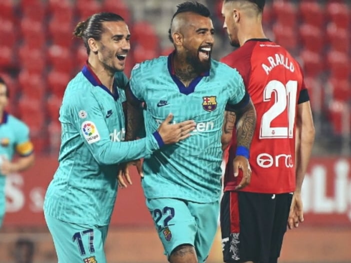 Arturo Vidal anota el primer gol del Barcelona en su regreso a La Liga