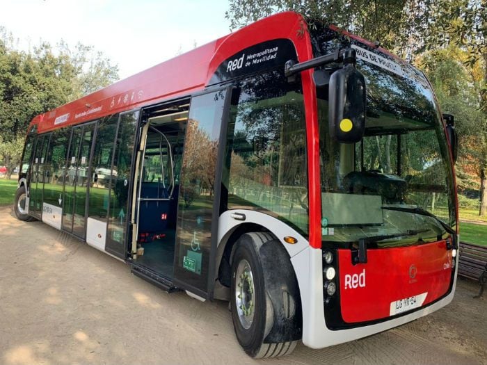 El moderno bus europeo que se estrenó en Las Condes