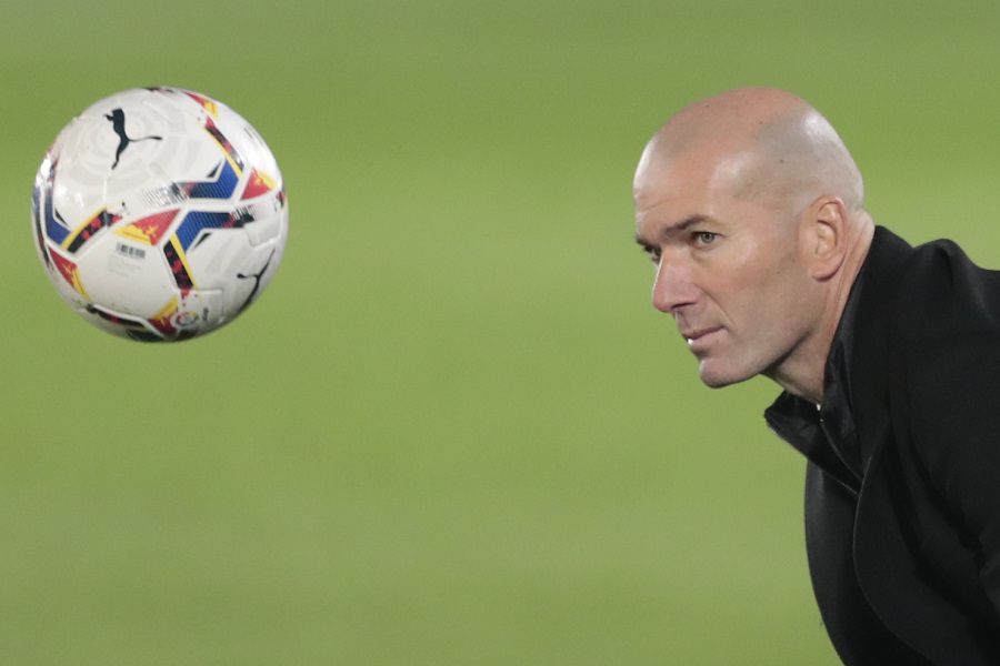 La difícil situación que atraviesa Zinedine Zidane en el Real Madrid