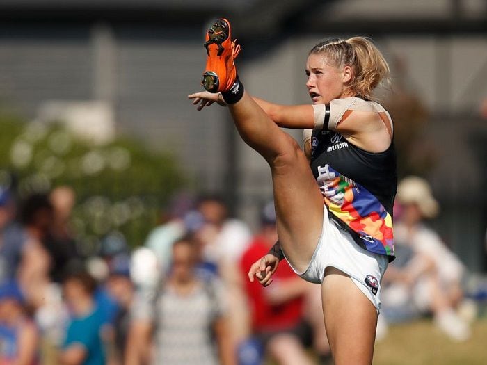 Futbolista australiana denuncia acoso sexual por foto en redes sociales