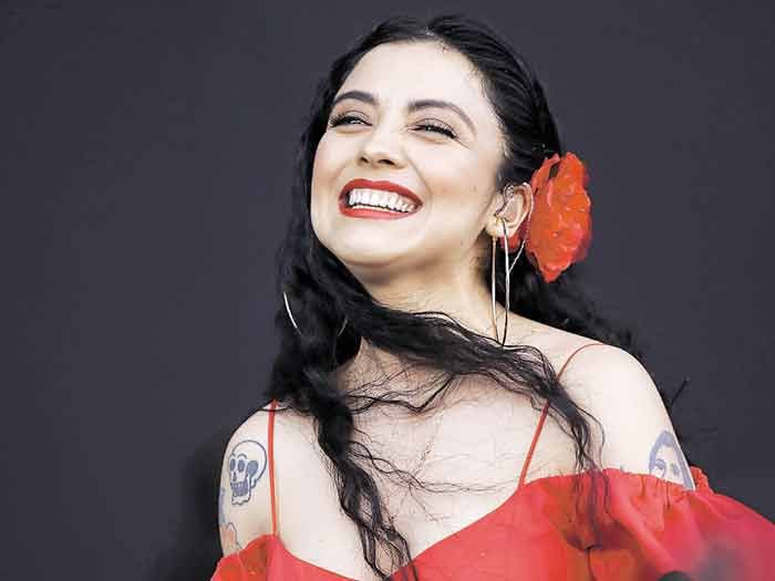 Mon Laferte regresará en septiembre a Chile con Norma