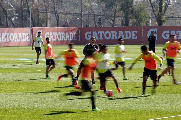 Pablo Guede mató a los críticos: "Que me vengan a ver entrenar"