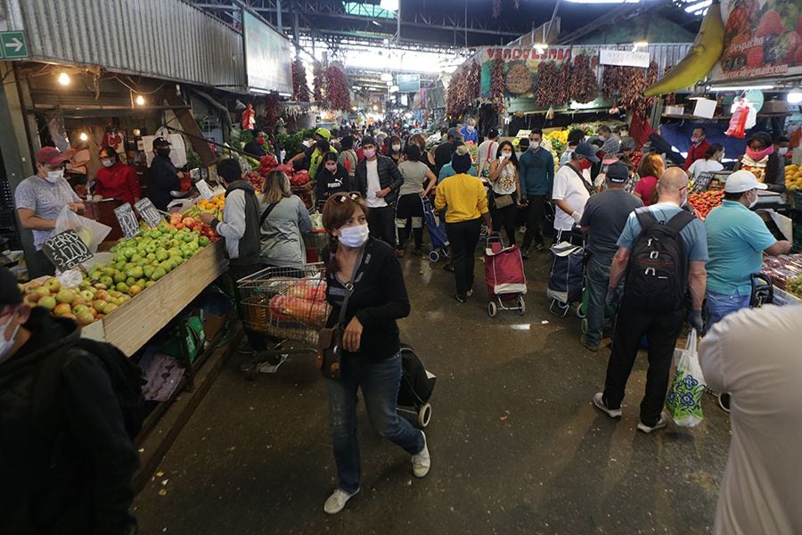 La Vega y Lo Valledor ponen candado al público en general