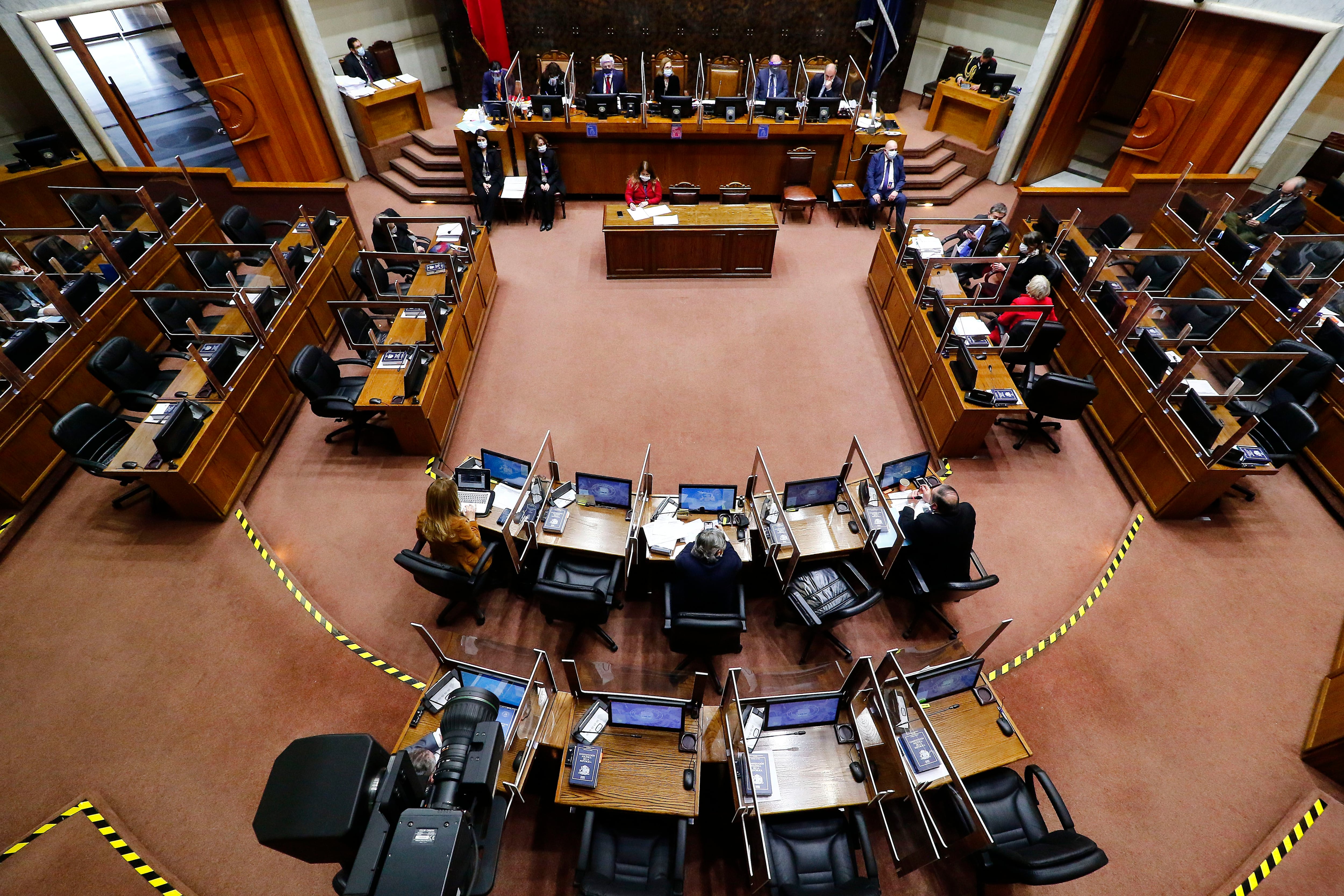 Senadores claves dan el sí al segundo mangazo al 10%