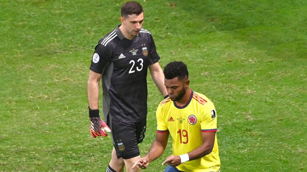 ¿Cómo fue el penal más hablado de la Copa América?: el diálogo de Martínez y Borja, el baile y la venganza