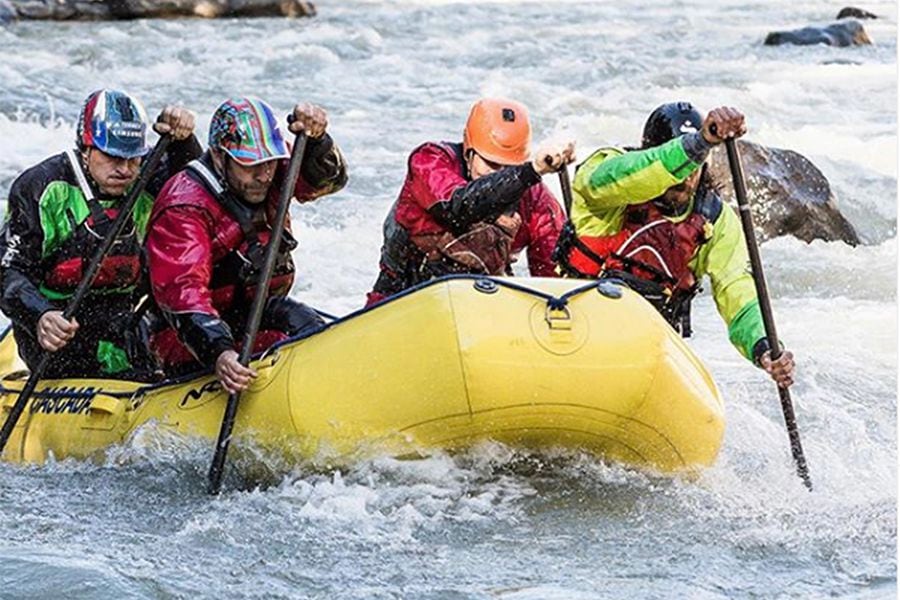 Pangal partió a China para remar por Chile