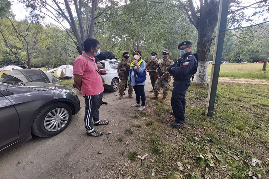 Clausuran camping con más de 700 personas en Lota