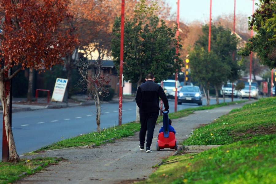 "Le complica la vida a los papitos corazón": las nuevas sanciones para deudores de pensión alimenticia