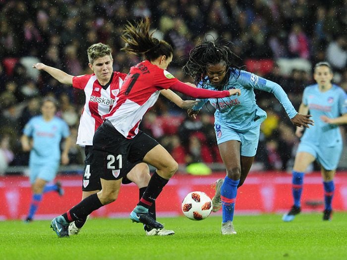 Fútbol femenino bate récord de asistencia en España