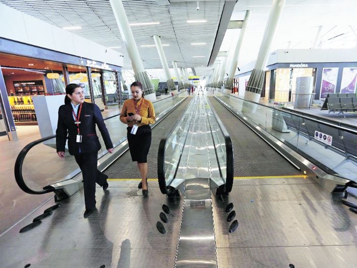 Llega el primer avión a ampliación del Aeropuerto Pudahuel