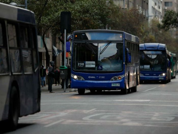 Conductor del Transantiago muere tras paro cardíaco en pleno recorrido