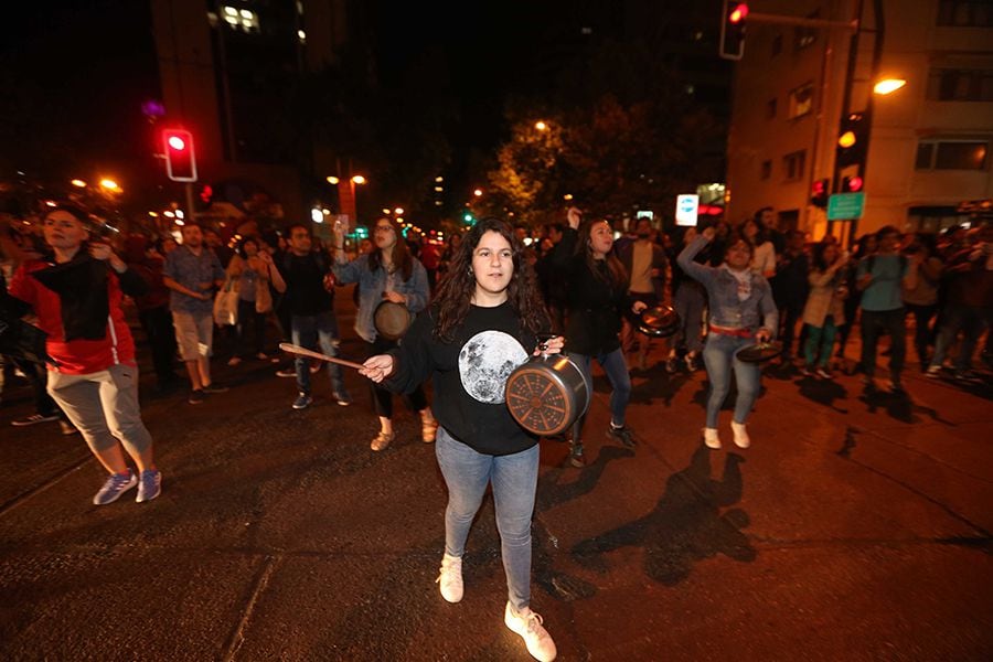 La gente se tomó las calles de Santiago