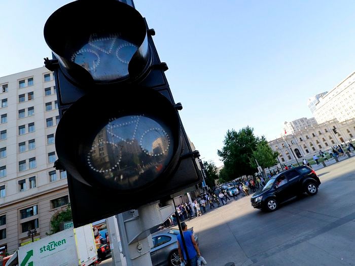 Corte masivo de luz afecta a varias regiones de Chile