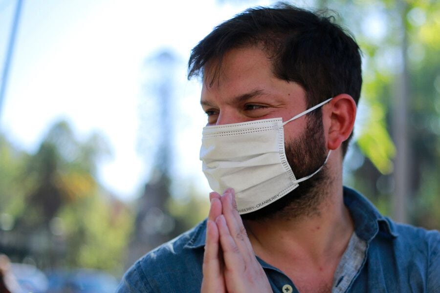 "Estoy con fiebre": Gabriel Boric suspendió actividad en TVN por razones sanitarias