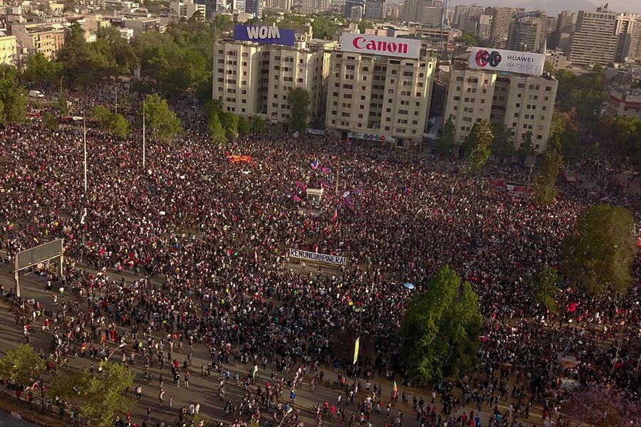 Manifestación en Plaza Italia 29 de Octubre