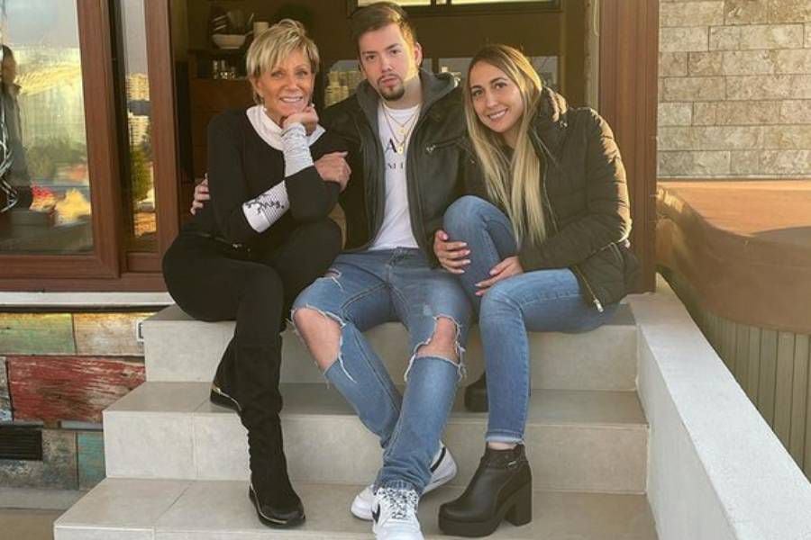 Nano Calderón compartió romántica fotografía junto a su polola