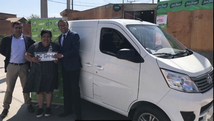 ¡Cial Alimentos premió a sus vendedores y clientes con seis autos 0 km!