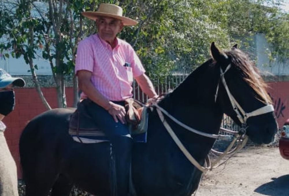 Hombre caballo