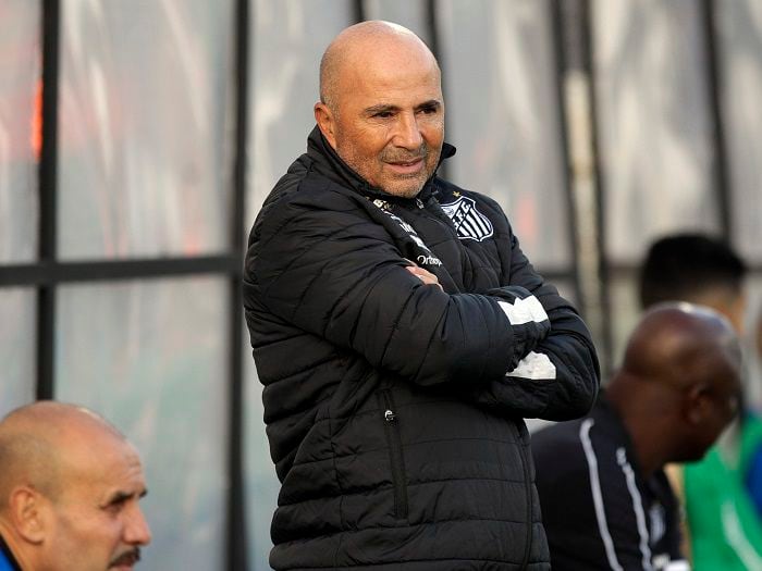 "Dejá de prostestar, vende humo": hinchas uruguayos le dieron con todo a Jorge Sampaoli