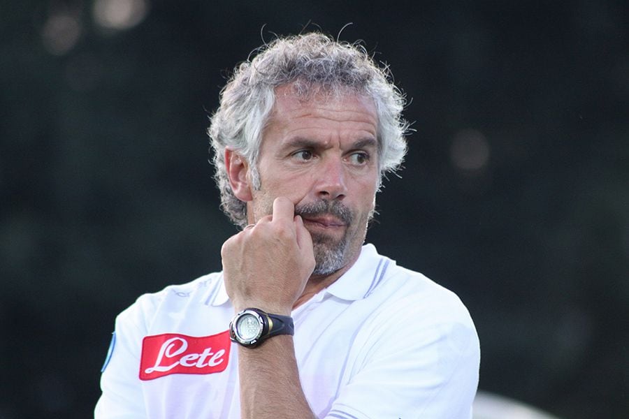 Roberto Donadoni en la mira de la "Roja"