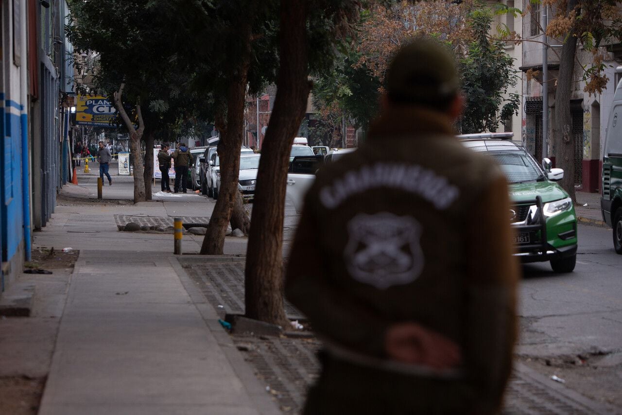 Detienen a dos personas en operativo policial vinculado al caso del hombre descuartizado en Santiago Centro