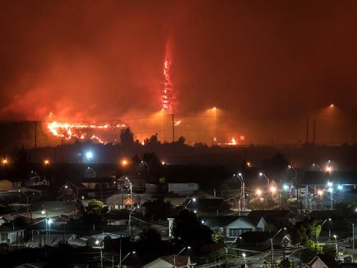 Denuncian en redes sociales a jóvenes que iniciaron incendio en Coronel