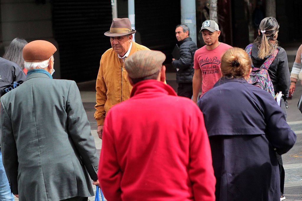 Revisa cómo jubilarse anticipadamente en Chile. Foto Andrés Pérez.