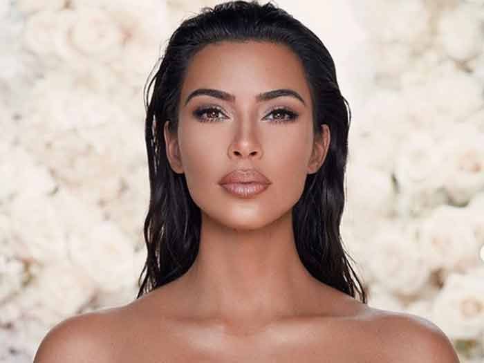 La bullada línea de mascarillas de Kim Kardashian para combatir el coronavirus