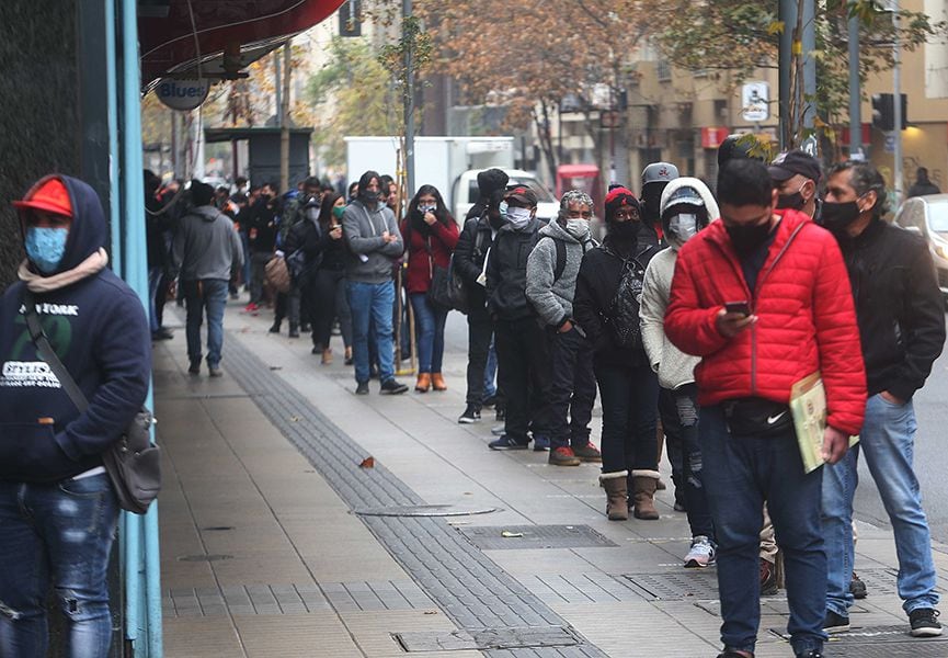 ¿Cómo bajamos los contagios con las filas en los bancos?